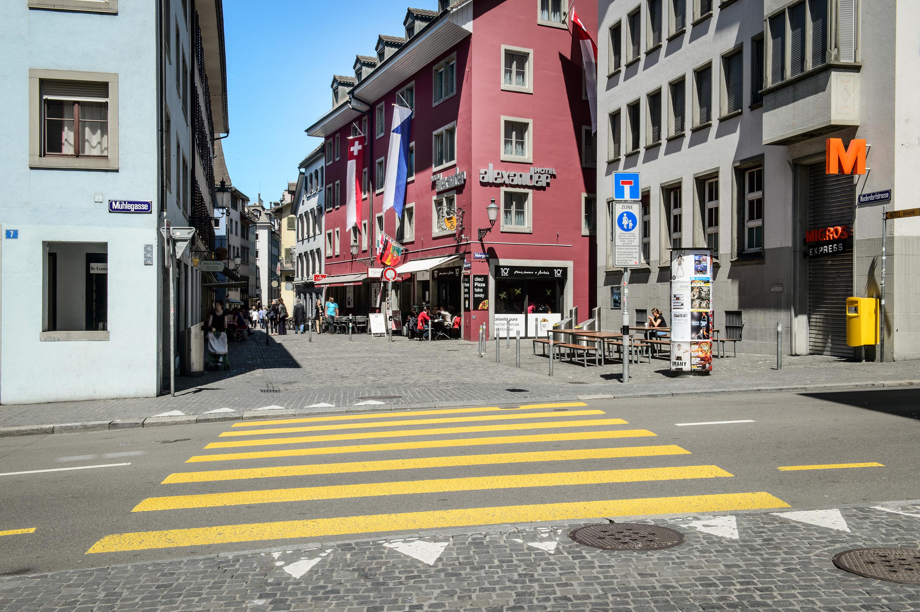 Hotel Alexander Zurich Old Town Exterior photo